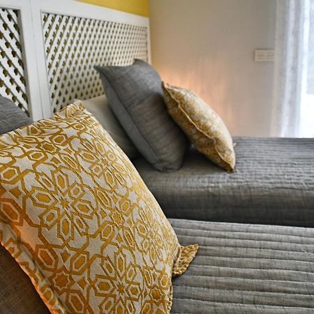 Yellow Jasper - Gemstone Getaway Marbella Exterior foto